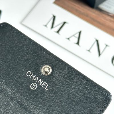 Chanel card holder — 5