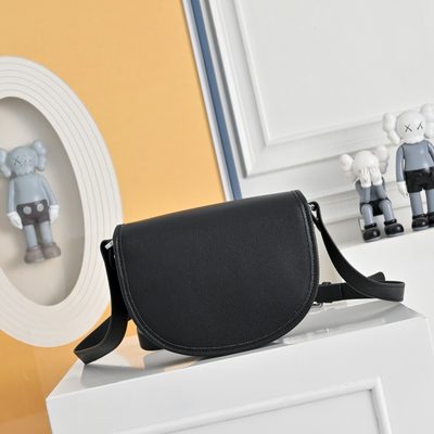Dior Mini Saddle Messenger Bag — 3