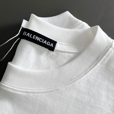 Balenciaga T-Shirt — 7