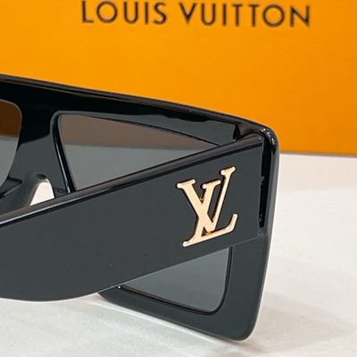 LV Sunglasses — 5