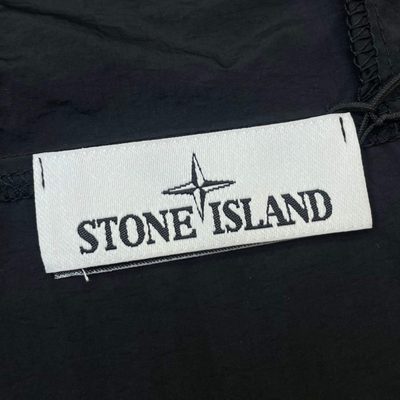 Stone Island — 9