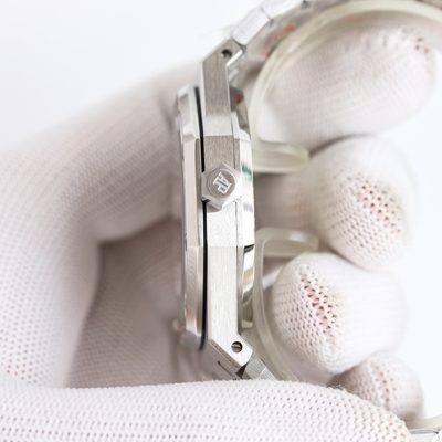 AP Watch — 5