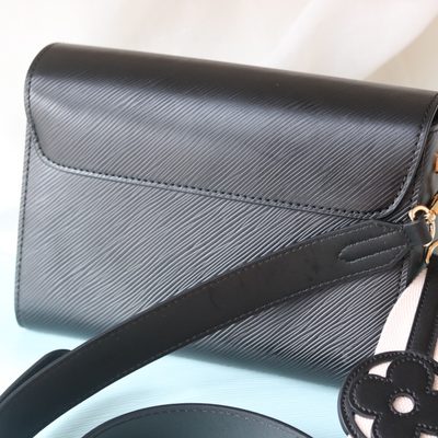 Louis Vuitton Bag — 7