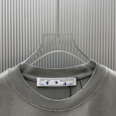T-Shirt — 4