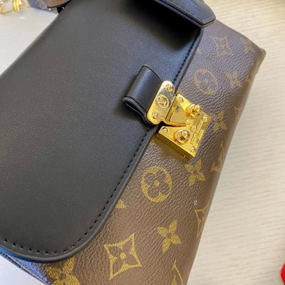 Louis Vuitton Bag — 5