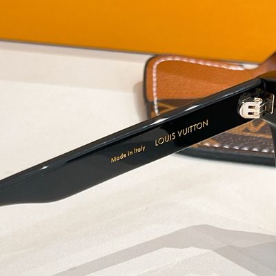 LV Sunglasses — 7