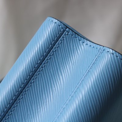 Louis Vuitton Bag — 5