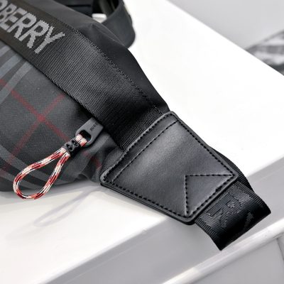 Burberry belt bag — 5