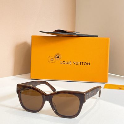 LV Sunglasses — 5