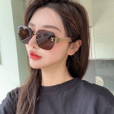 LV Sunglasses — 8