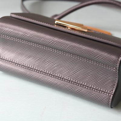 Louis Vuitton Bag — 7
