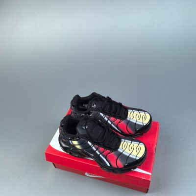 Nike Air Max Plus trainers — 5