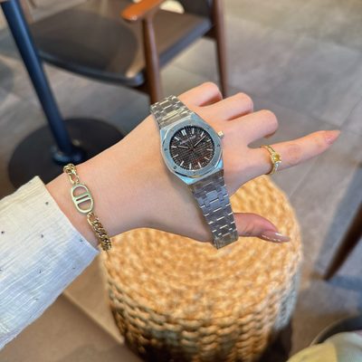 AP Watch — 6