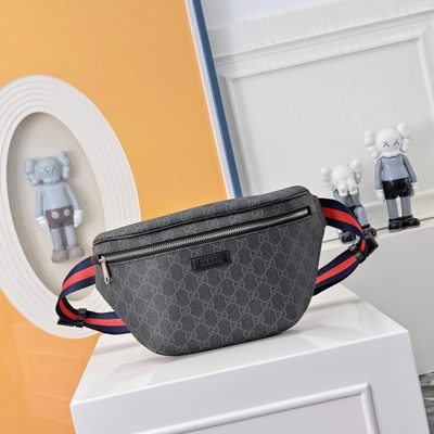 Gucci GG Supreme belt bag