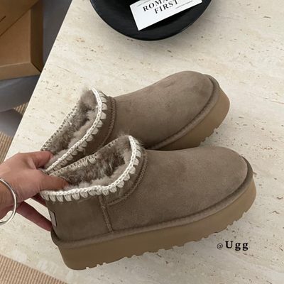 UGG platform boots — 3