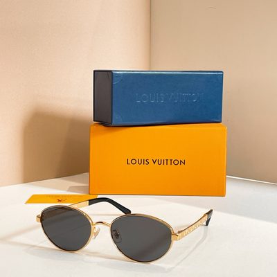 LV Sunglasses — 8