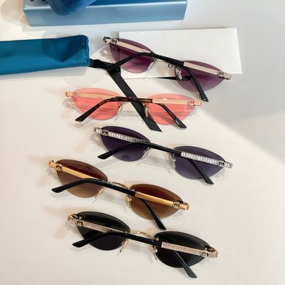 Gucci Sunglasses — 9
