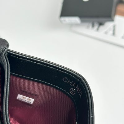 Chanel card holder — 5