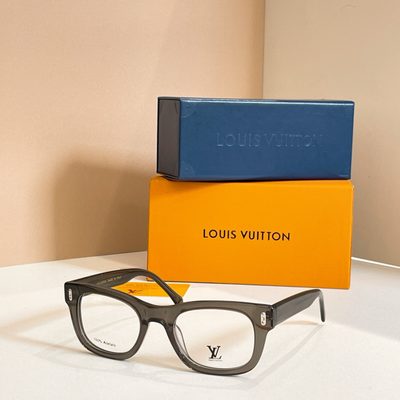 LV Sunglasses — 5