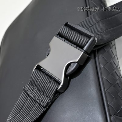 Bottega Veneta Intrecciato leather belt bag — 7