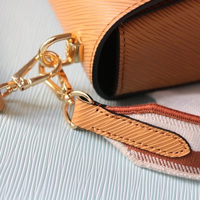 Louis Vuitton Bag — 5