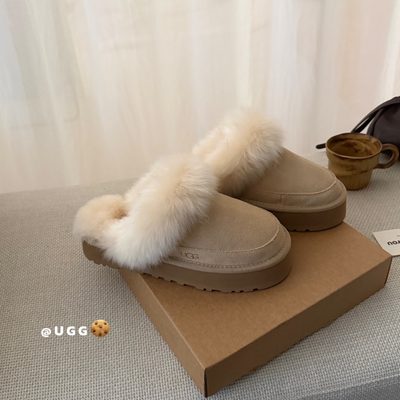UGG Disquette Chalet Mules — 9