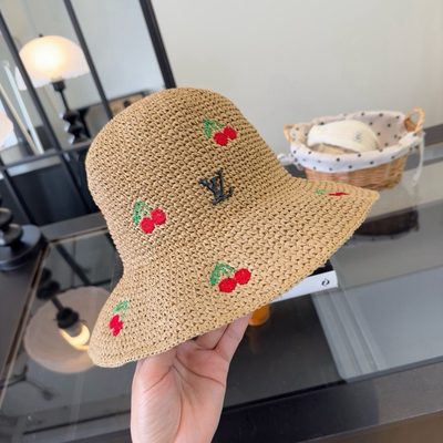 LV bucket hat — 4