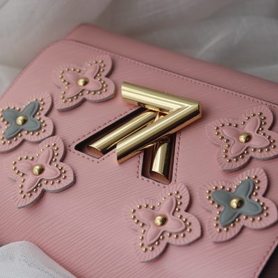 Louis Vuitton Bag — 6