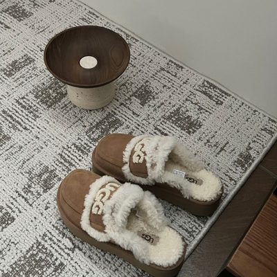 UGG tan suede platform slippers — 5