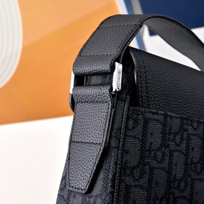 Dior Saddle Messenger Bag — 5