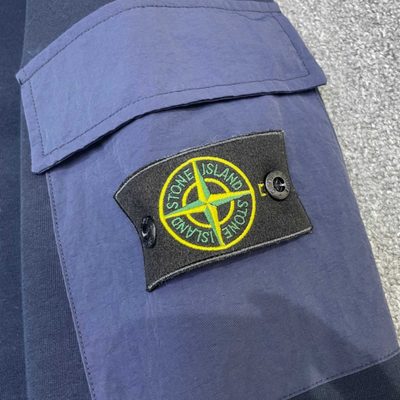 Stone Island — 11