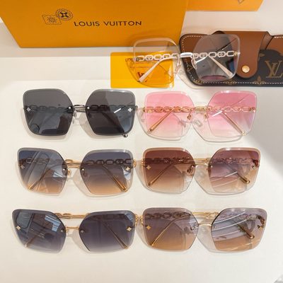 LV Sunglasses — 9