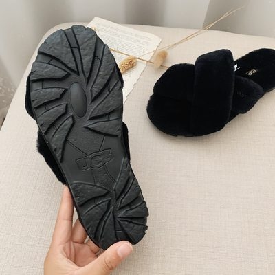 UGG Fuzzette slippers — 5