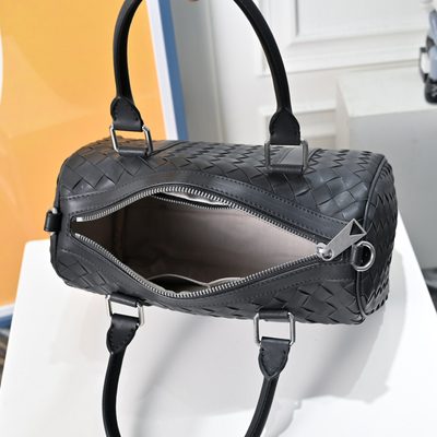 Bottega Veneta-style black woven Intrecciato leather pillow bag — 9