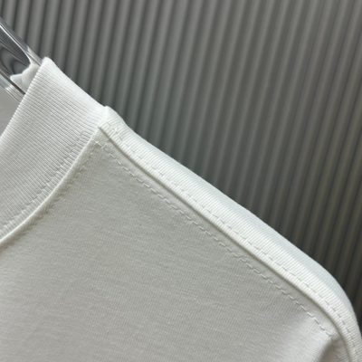 T-Shirt — 6