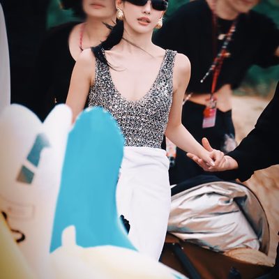 Gucci Sunglasses — 9