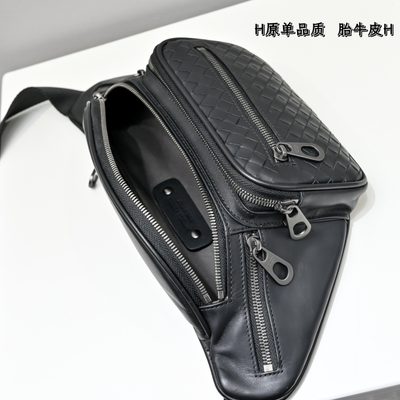 Bottega Veneta Intrecciato leather belt bag — 8