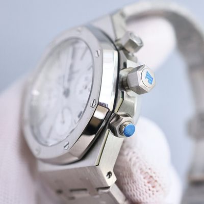 AP Watch — 5