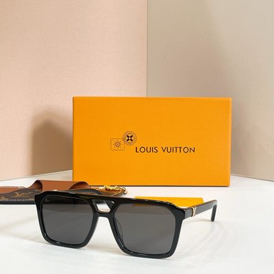 LV Sunglasses — 6