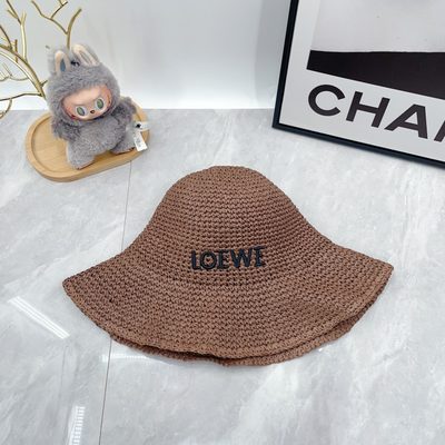 Loewe bucket hat — 4