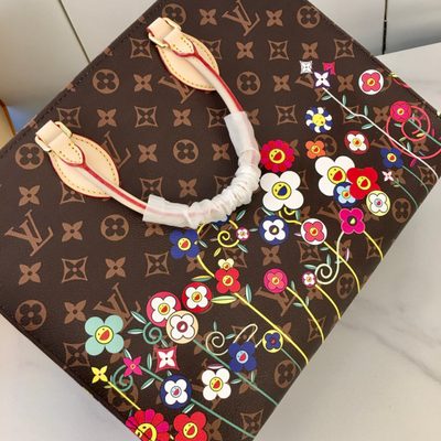 Louis Vuitton Bag — 5