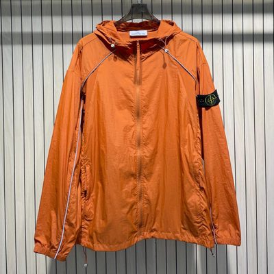 Stone Island — 9
