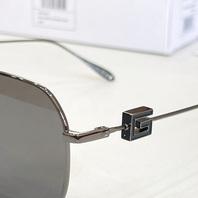 Gucci Sunglasses — 9