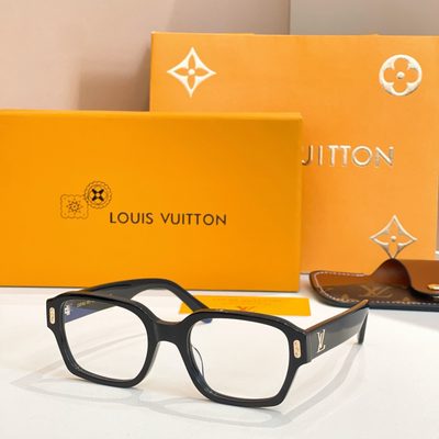 LV Sunglasses — 4