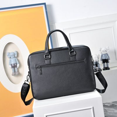 Gucci men's briefcase — 3