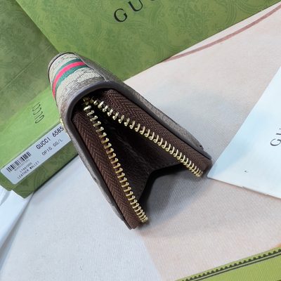 Gucci zip wallet — 3