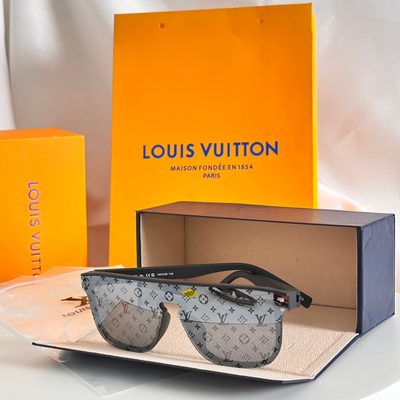 LV Sunglasses — 5