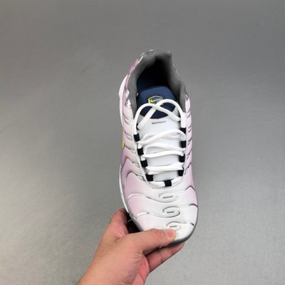 Nike Air Max Plus trainers — 4