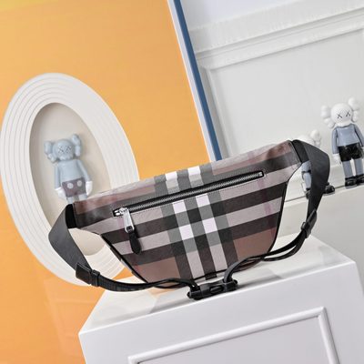 Burberry belt bag — 3