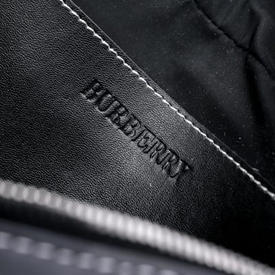 Burberry Paddy messenger bag — 9